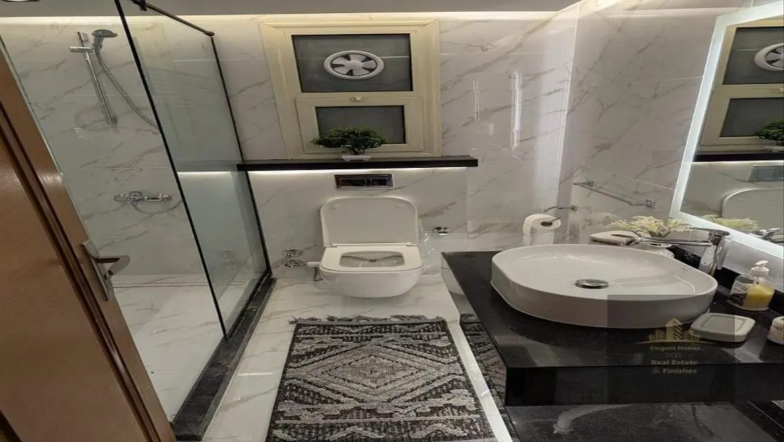 Hotel studio for rent, first used