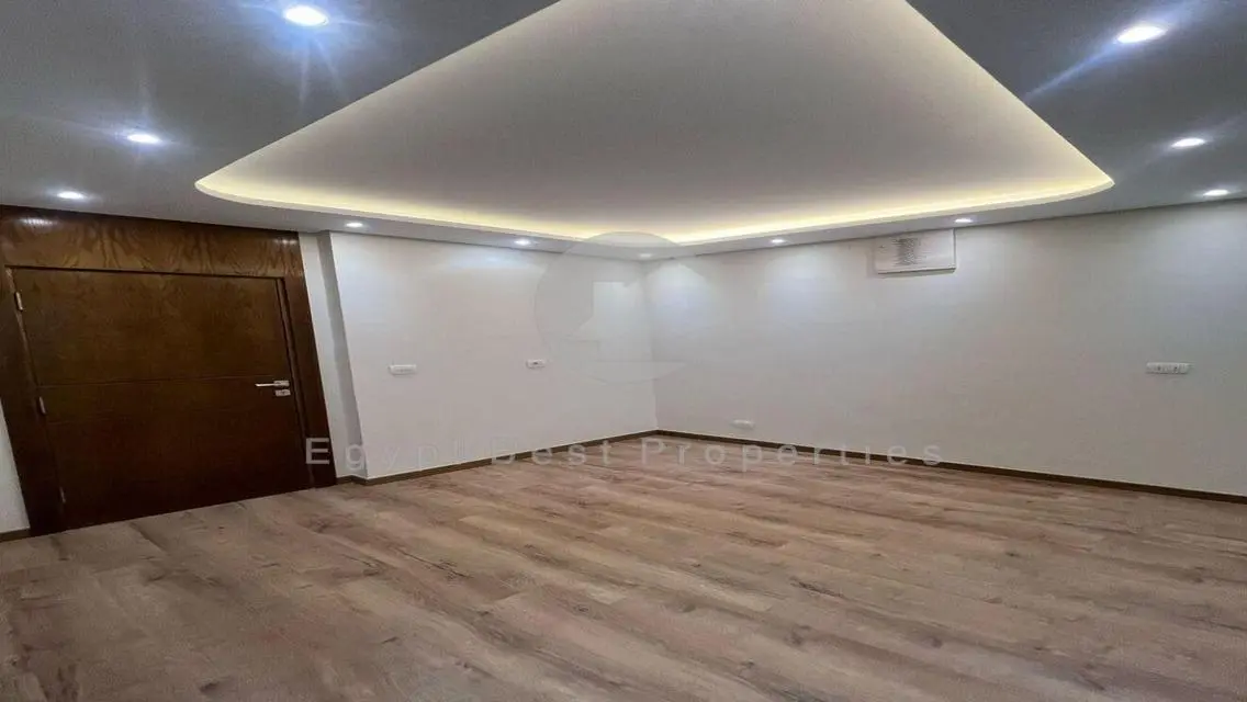 apartment for sale Eastown Compound Fully finished