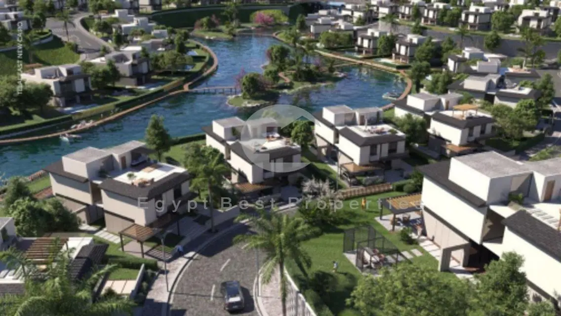stand alone villa for resale Telal east New Cairo