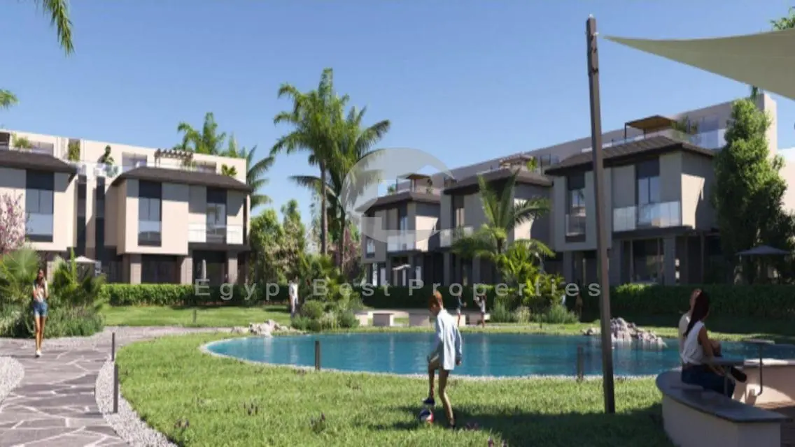 stand alone villa for resale Telal east New Cairo