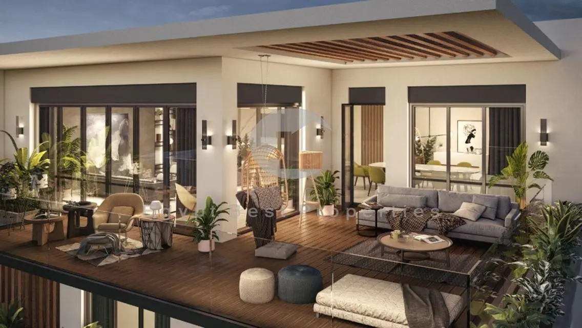 for sale luxurious apartment in hyde park