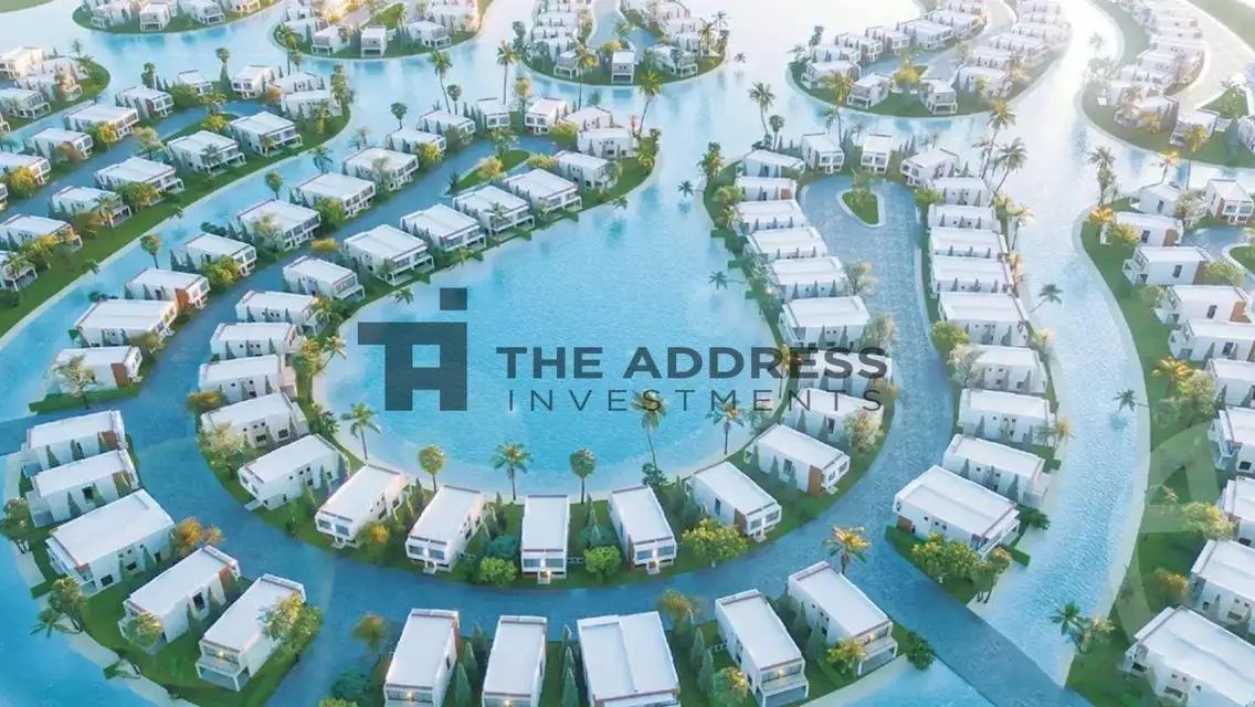 Townhouse +private pool over lagoon,Azzar Island