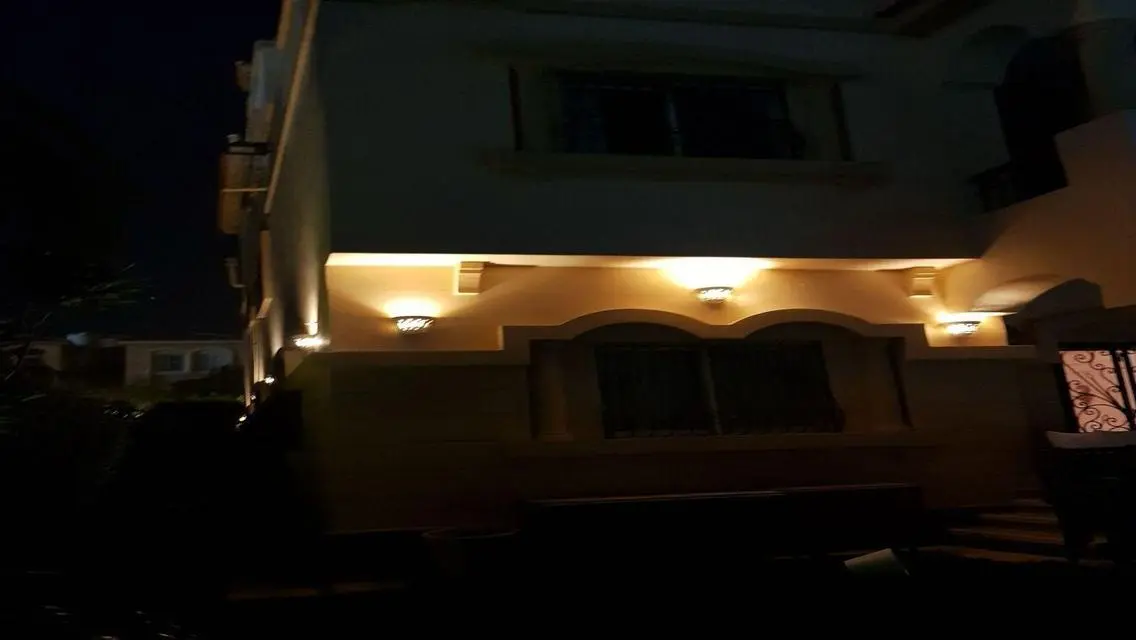 فيلا متشطبه للبيع فى اكتوبر , حمام سباحه