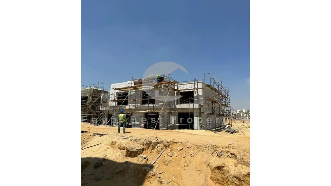 Villa for sale in Village West RTM Equal installm.