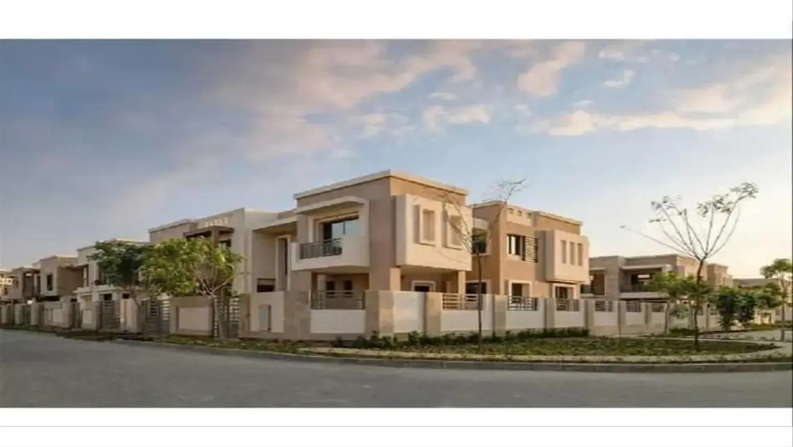 Twin house ready to move for sale in Sodic East