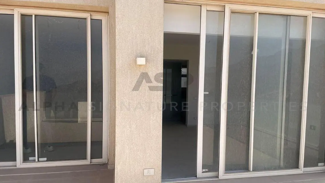توين هاوس متشطب بالكامل استلام فوري بالعين السخنة