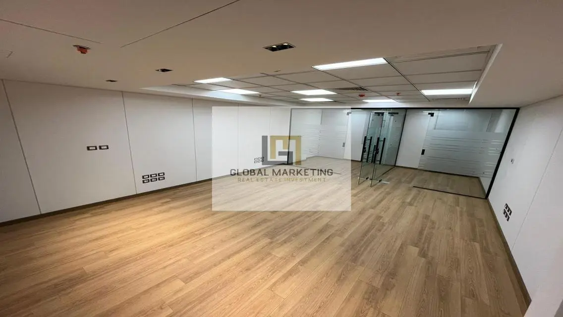 Finished office for rent 70m inside Hyde Park