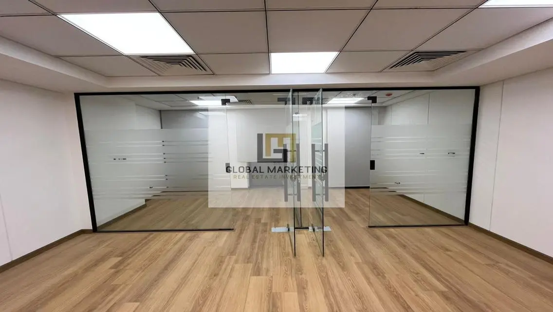 Finished office for rent 70m inside Hyde Park