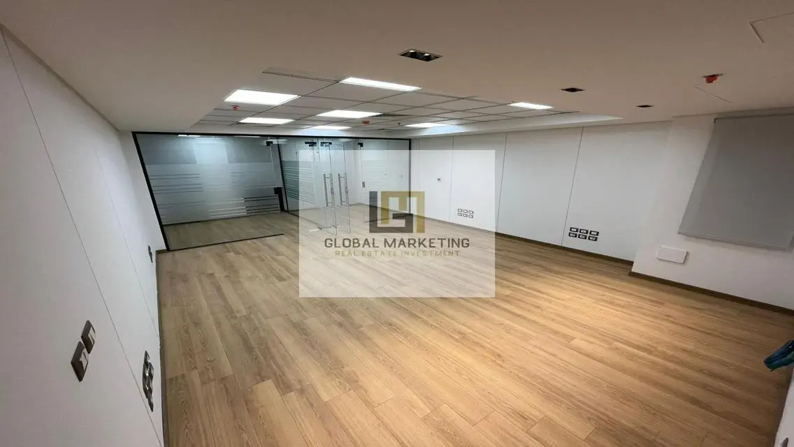 Finished office for rent 70m inside Hyde Park