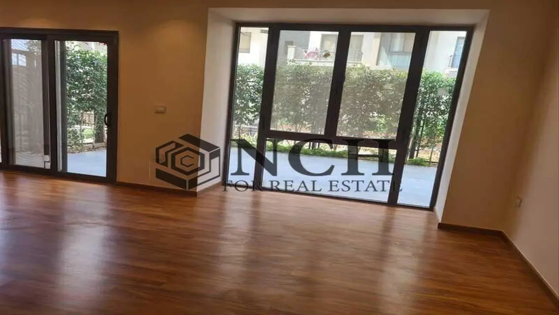 LUXURY APT WZ GARDEN FOR RENT, KITCHEN AND ACS
