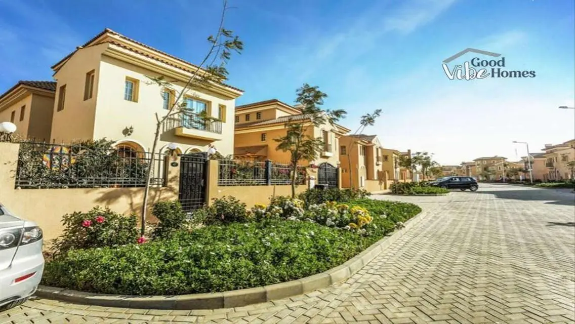 Standalone In Prime Location In Hyde Park For Sale