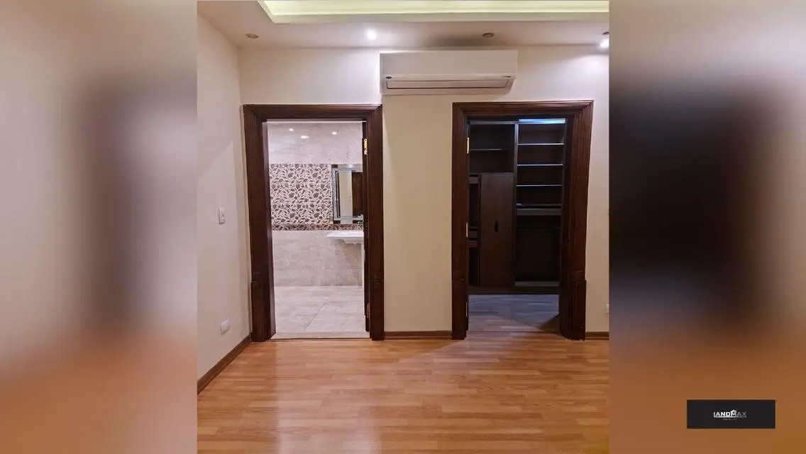 Apartment for rent with kitchen and air conditione