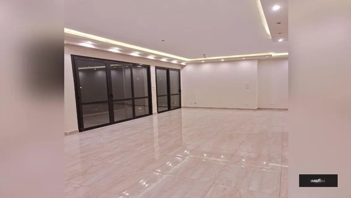 Apartment for rent with kitchen and air conditione