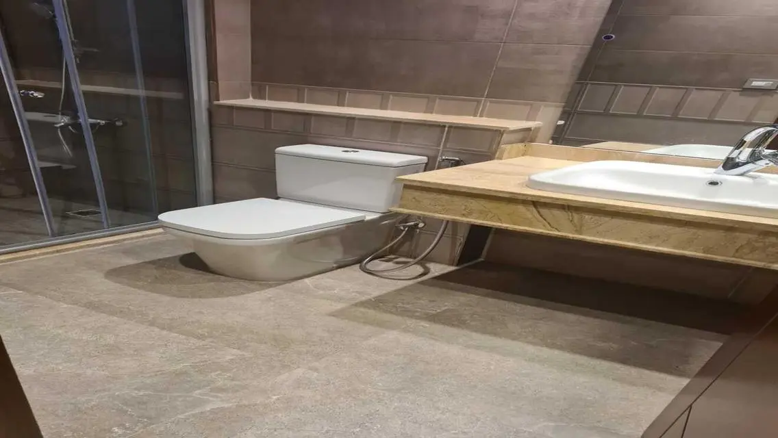 Ground floor with garden - kitchen &amp; air condition