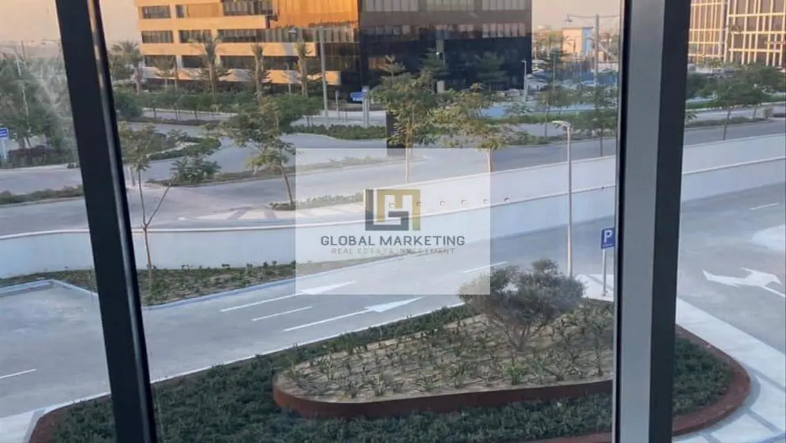 Office 96m Ready to Move For Rent in CFC