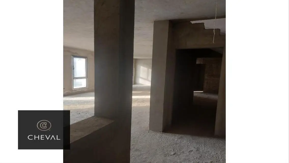 Triplex for sale in sodic eastown