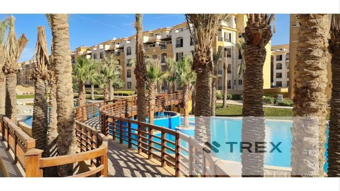 Apartment in a garden in Stone Residence New Cairo