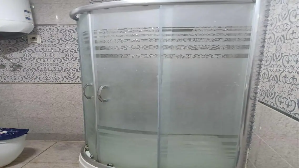 شقة فاخرة للإيجار في موقع متميز