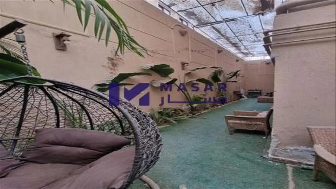 A unique opportunity to own a luxurious duplex in