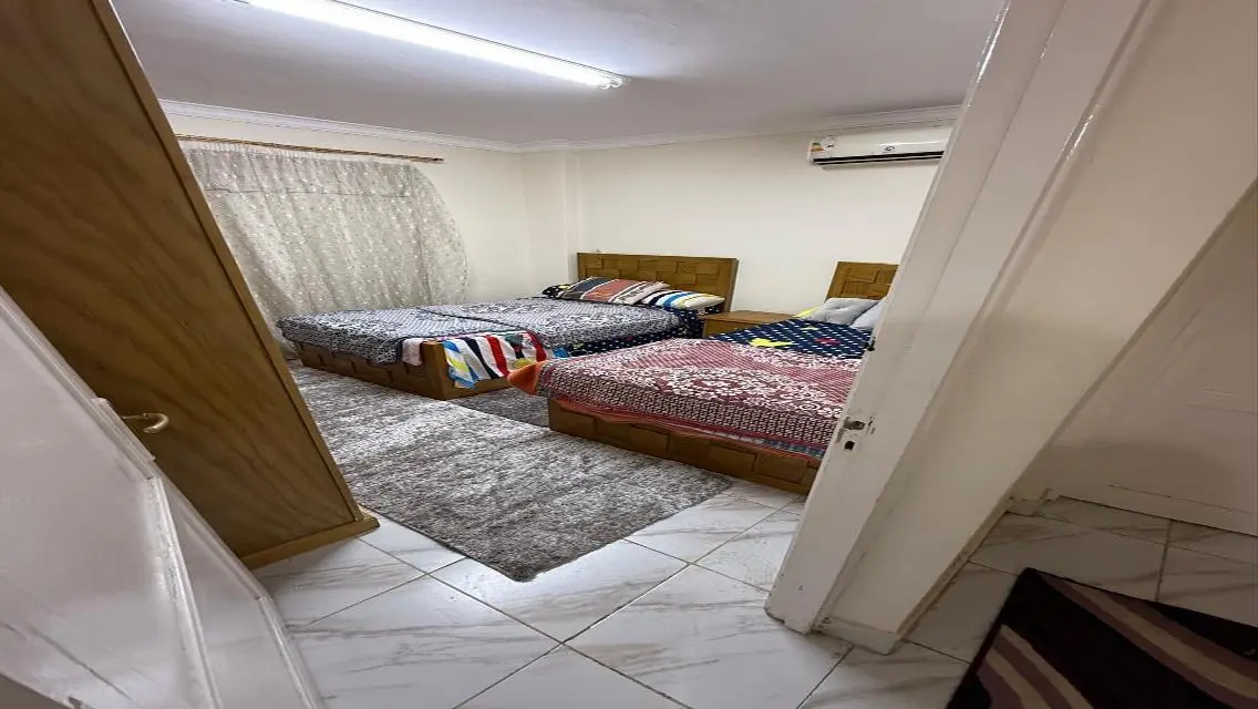 مدينتي 123م بجاردن 50م للايجار في B6 تشطيبات خاصه