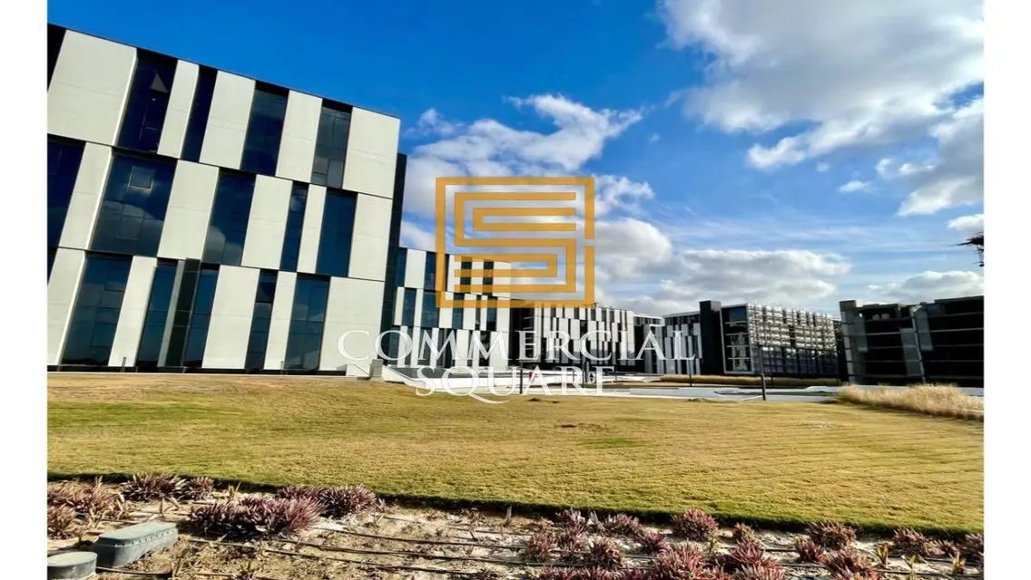 First Use Ultra Modern Office for Rent - Hyde Park