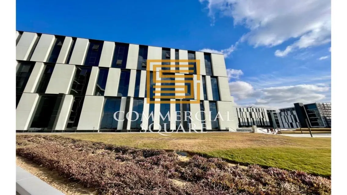 First Use Ultra Modern Office for Rent - Hyde Park