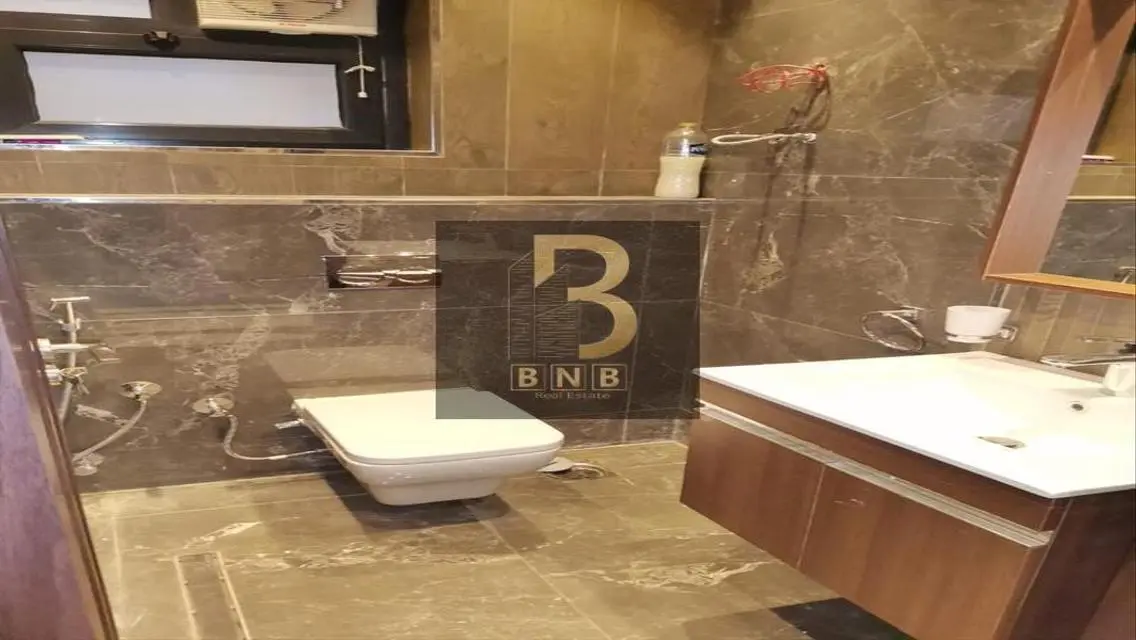Luxury Apartment for Sale Near a Major Landmark - Pool and Amenities