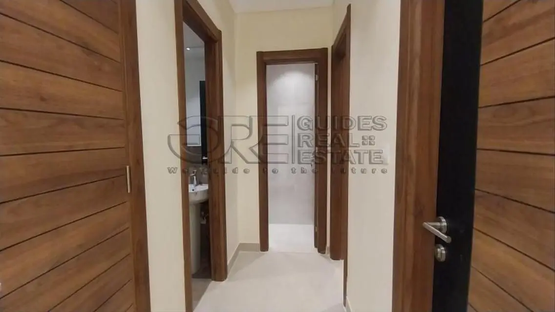 للشركات الكبرى والهيئات الدبلوماسيه مكتب مفروش ..