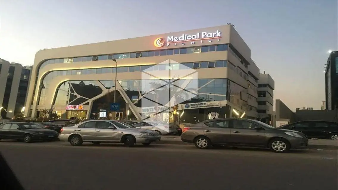 عياده متشطب -بسعر مميز ايجار 60م في التجمع الخامس