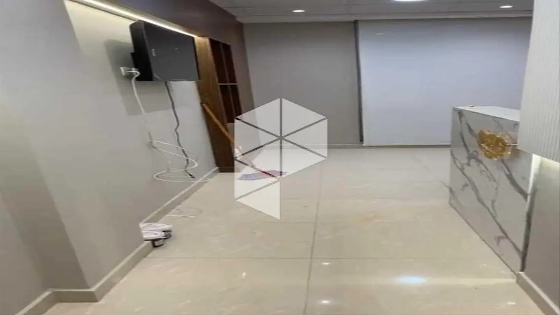 عياده متشطب -بسعر مميز ايجار 60م في التجمع الخامس