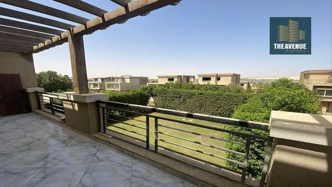بارك فيلا ليك للايجار في نيو جيزه ديستريكت وان