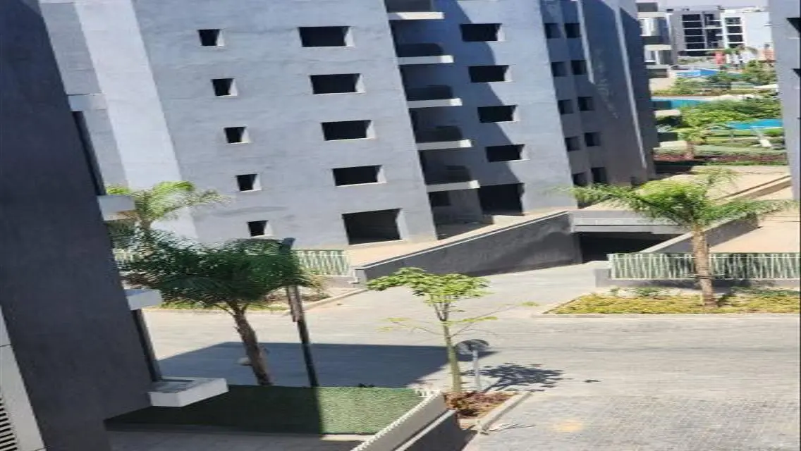 شقة فاخرة للإيجار في منطقة مميزة
