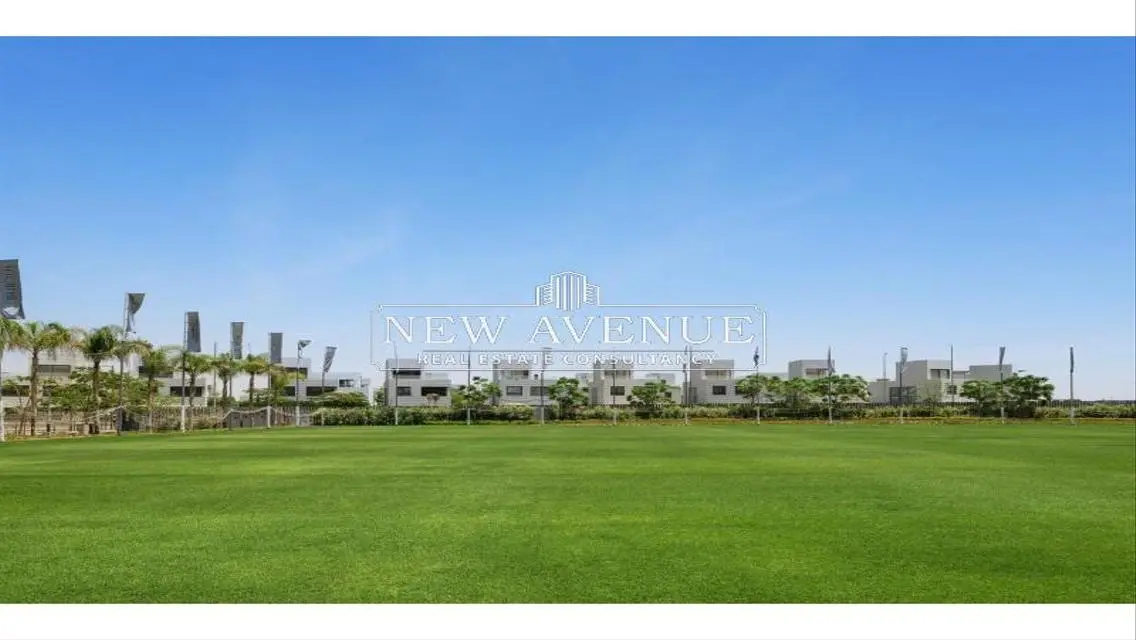 Townhouse with down payment in Al Burouj city