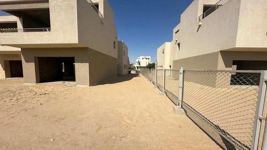 فيلا بموقع مميز تم تسليمها مع اقساط الي 2030