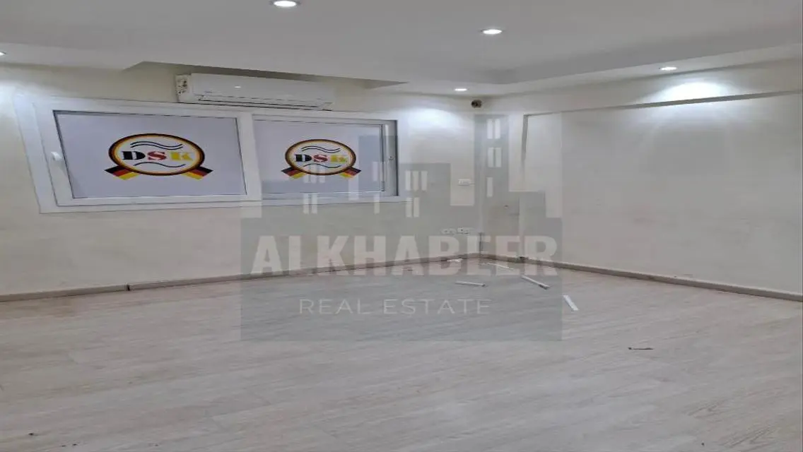 Ground floor with private entrance