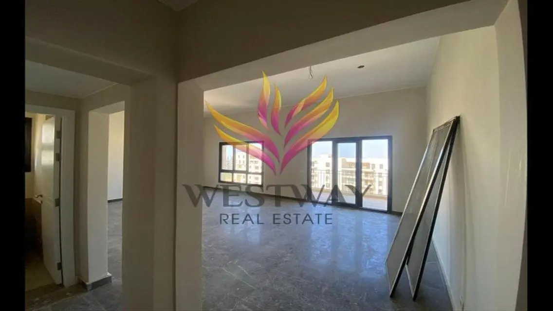 للايجار شقه اول سكن فاضيه كمبوند owest اورسكوم