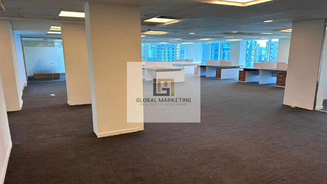 Office 790m finished and furnished  rent North90