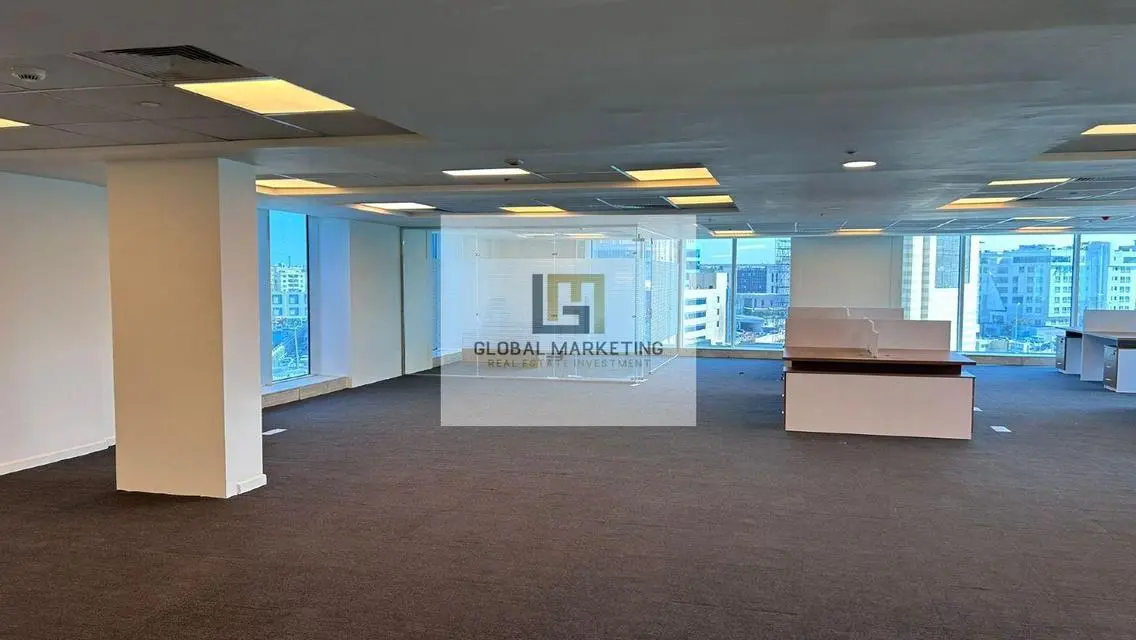 Office 790m finished and furnished  rent North90