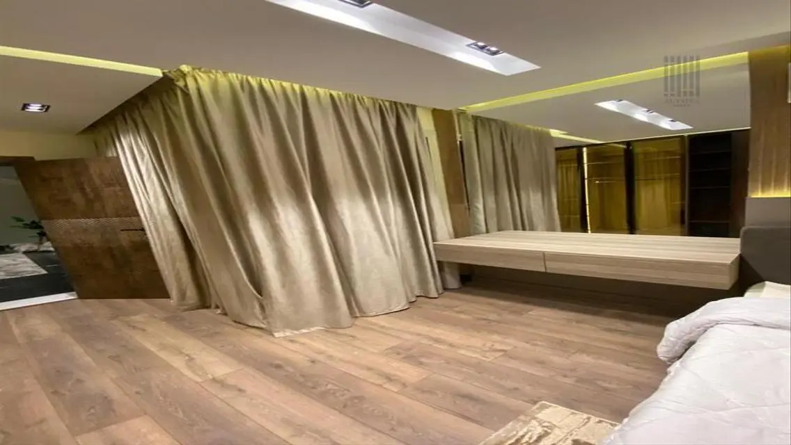 فيلا للايجار في بالم هيلز ذا كرون - مفروشة بالكامل