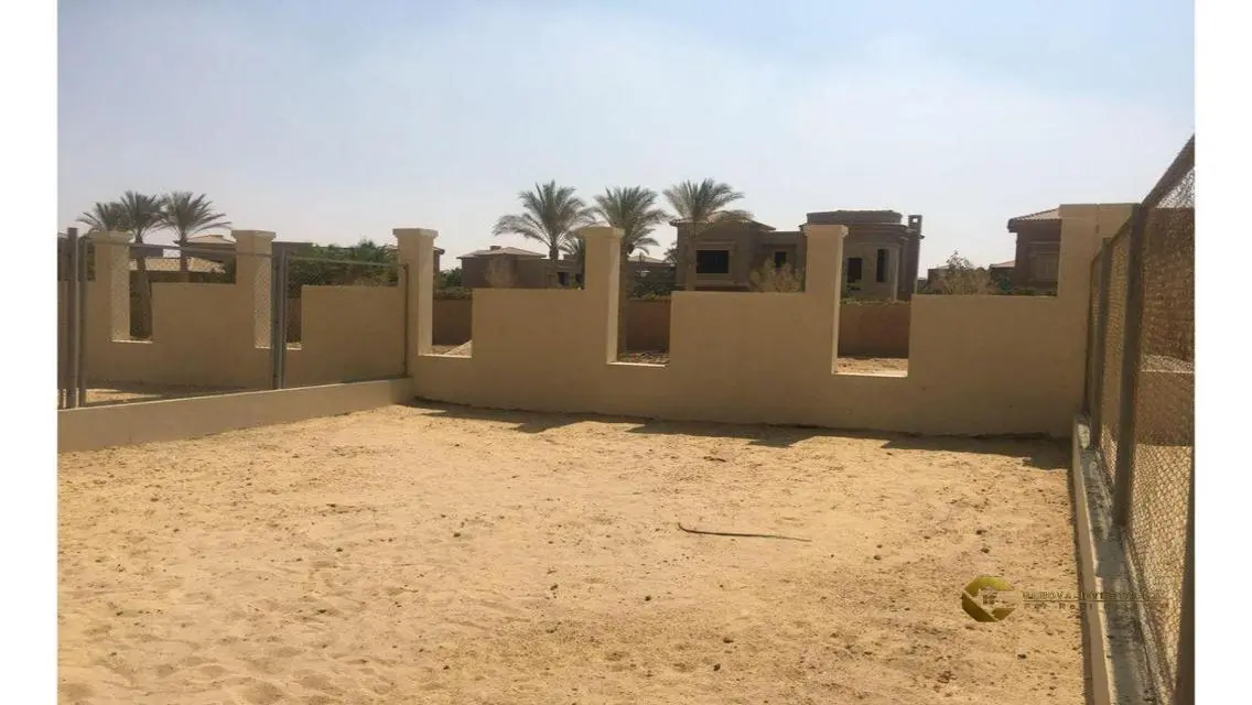 للبيع توين هاوس داخل كمبوند جيدار - إيوان