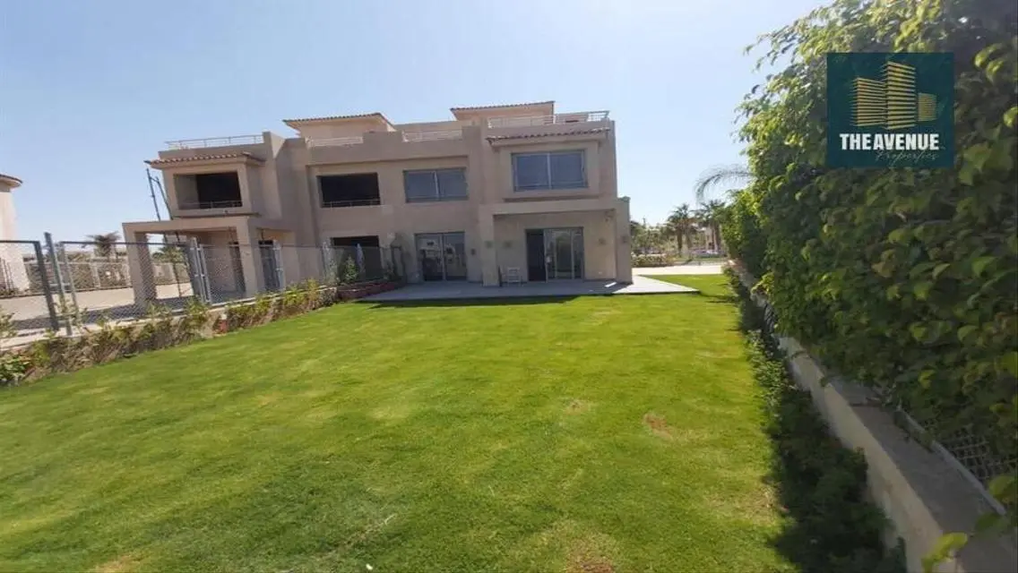 Twin House Landscape View 4Rent At Golf Extension