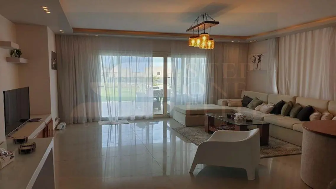 Chalet on the beach for sale, delivery in one year