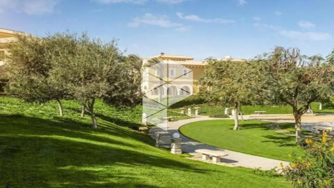 Luxury Twin House for Sale in Hyde Park New Cairo