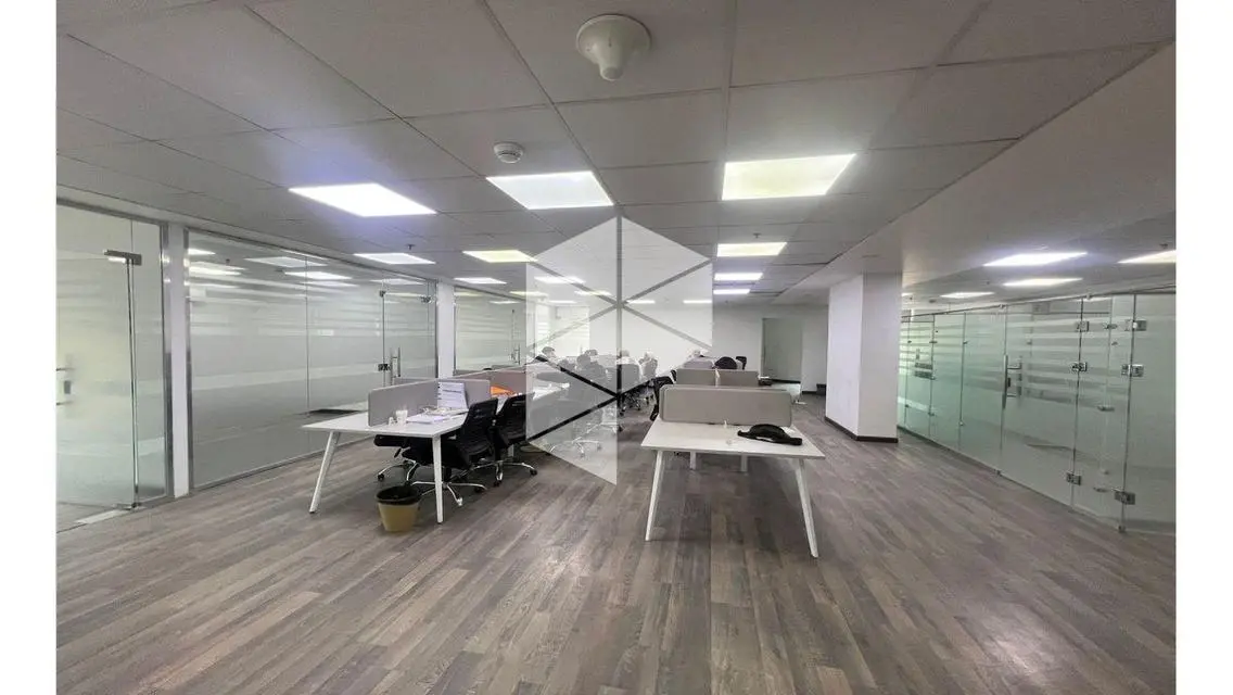 Office for rent 450m fully finished on 90th Street