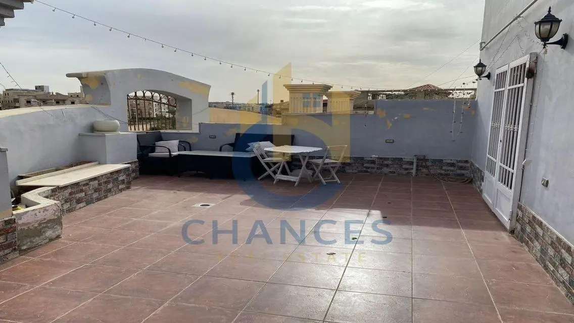 Penthouse for sale in the first compound