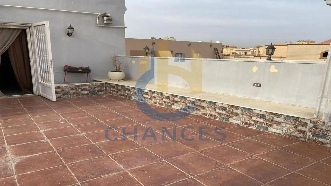 Penthouse for sale in the first compound