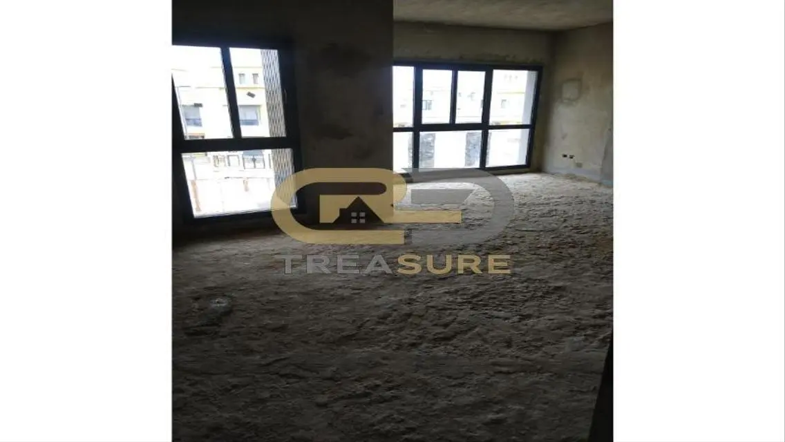 شقة للبيع في فيليت سكاي كوندوز فيو لاند سكيب     .