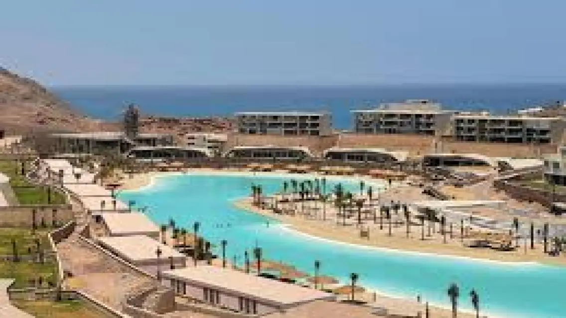 شاليه شايف بحر و لاجون للبيع في المونت جلاله 