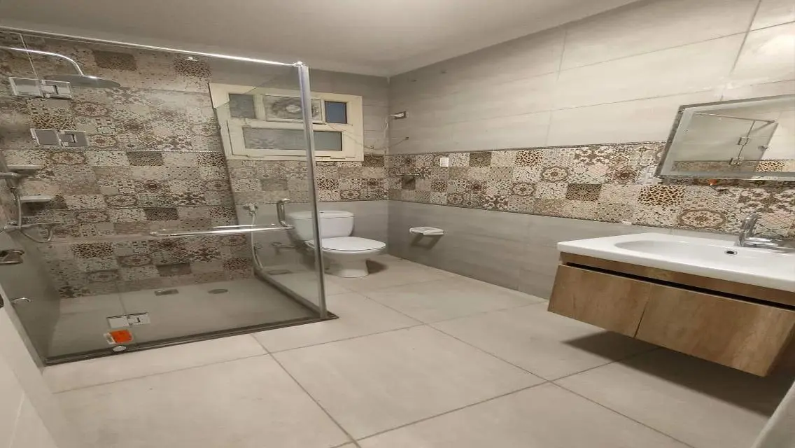 Luxury Apartment at an Attractive Price -180-