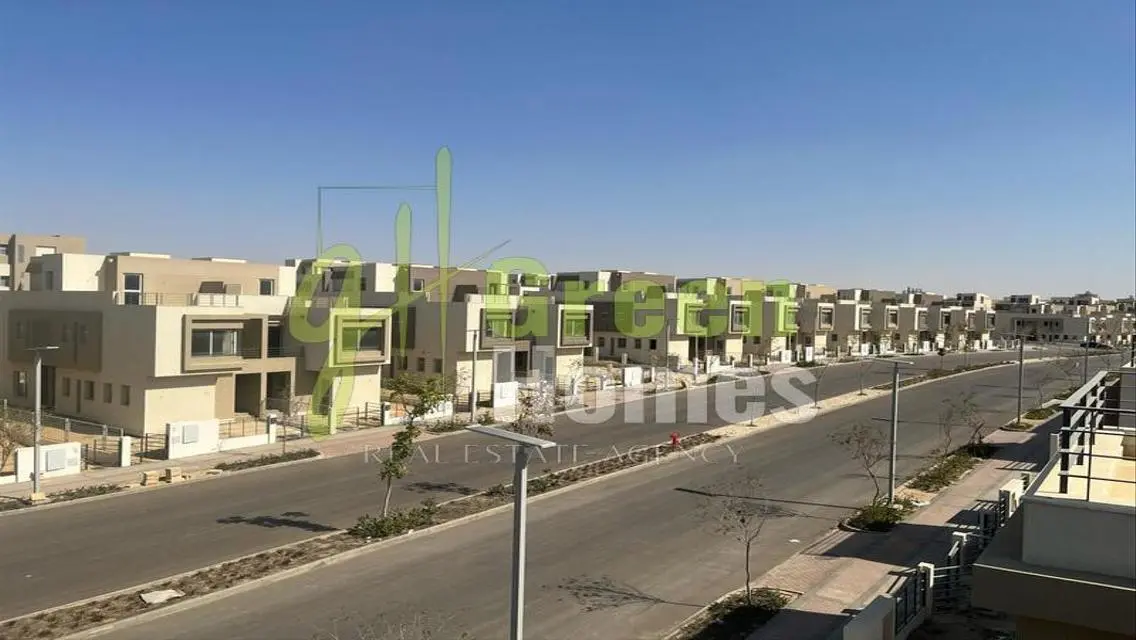Under Market Price: Townhouse for Sale| Palm Hills